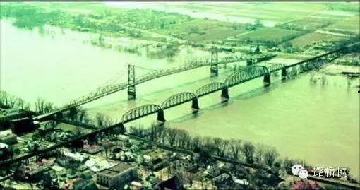 银桥 在线观看,穿越时空的奇幻之旅 第3张 银桥 在线观看,穿越时空的奇幻之旅 第3张